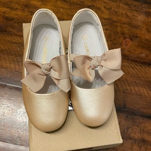 NIB- Toddler L’amour dress shoe